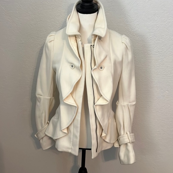 BCBG MaxAzria cream wool zip up jacket! So cute!Very Good condition